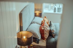 Photo 11- click for photo gallery